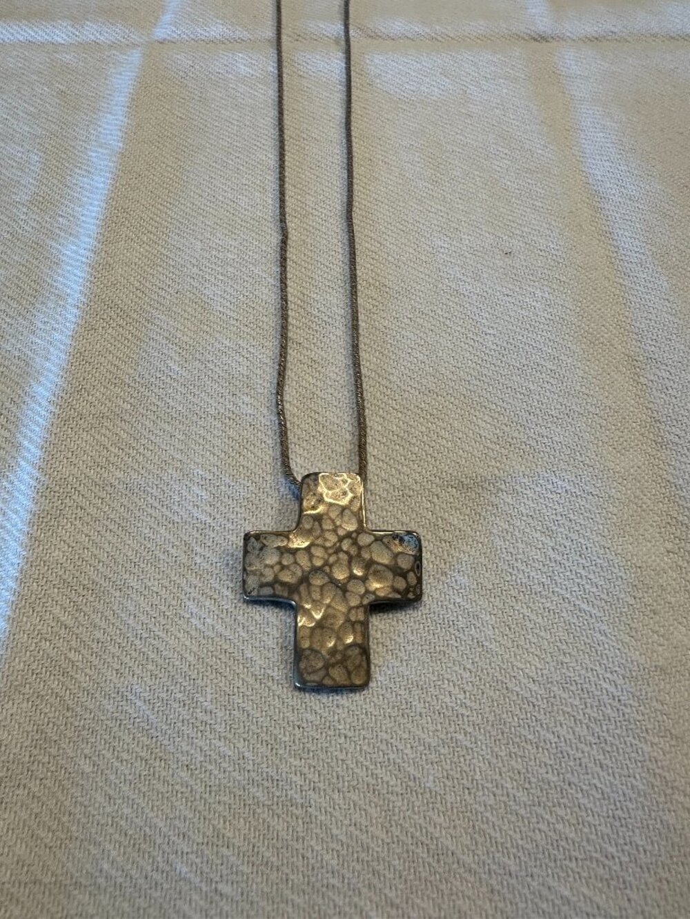 Vintage Style Hammered Cross Pendant Necklace Antiqued Silver Tone Boho Artisan
